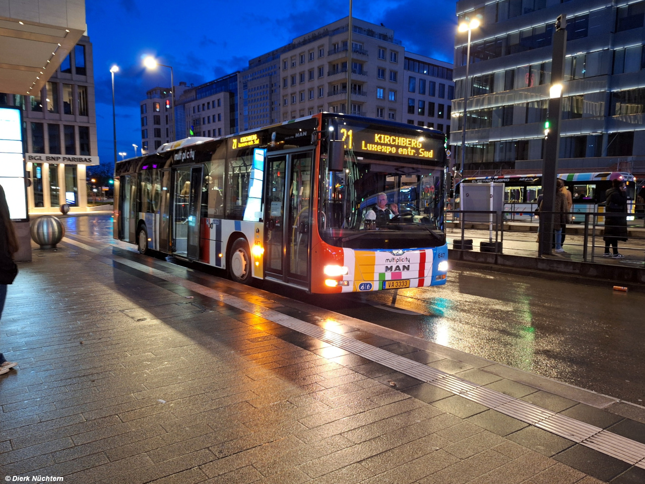 647 (VA 3333) · Hamilius