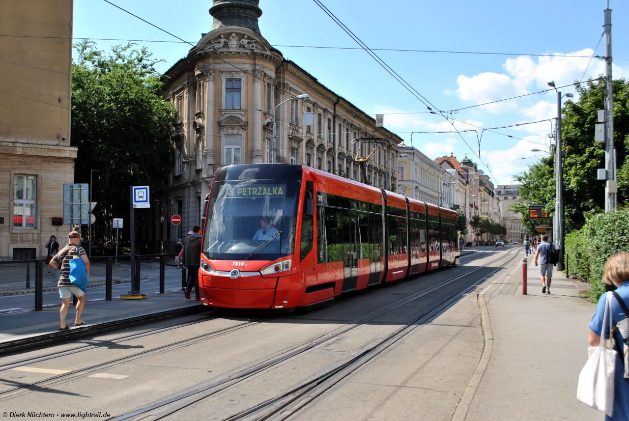 7516 · Safárikovo nám.