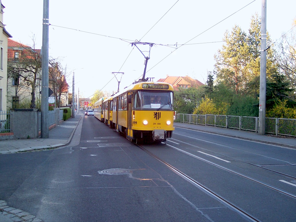 201 006 + 005 + 2711 Käthe-Kollwitz-Platz