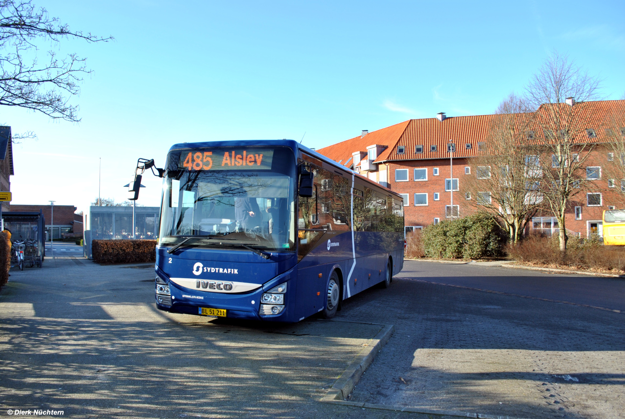 2 (BL 51 211) · Varde Rutebilstation