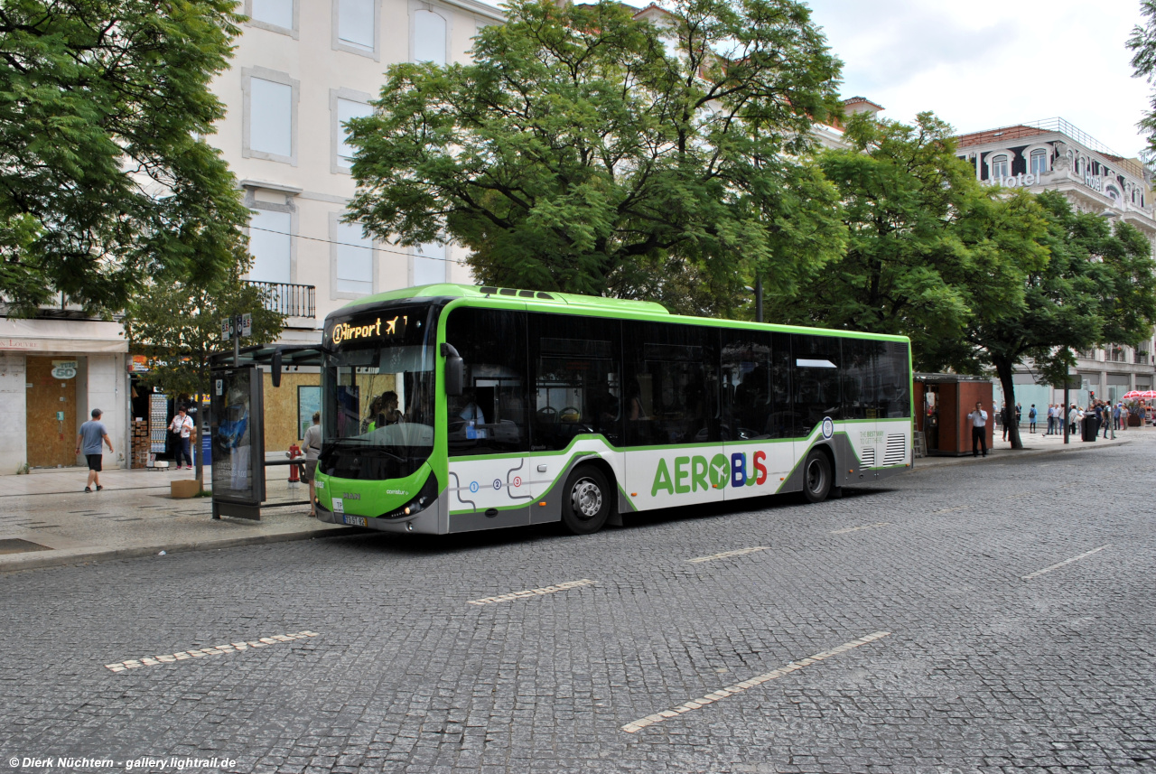 73 ST 82 · Praça Dom Pedro IV