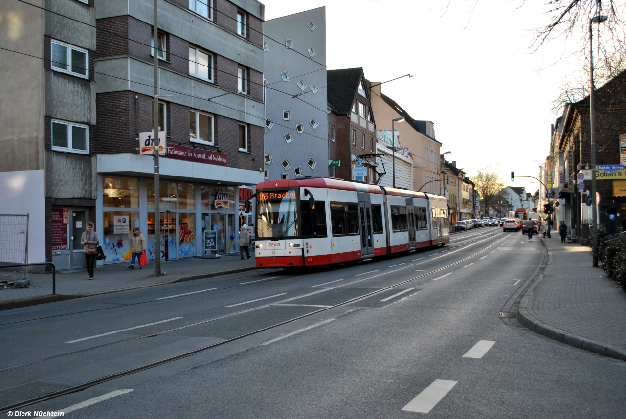 17 · Brackel Kirche