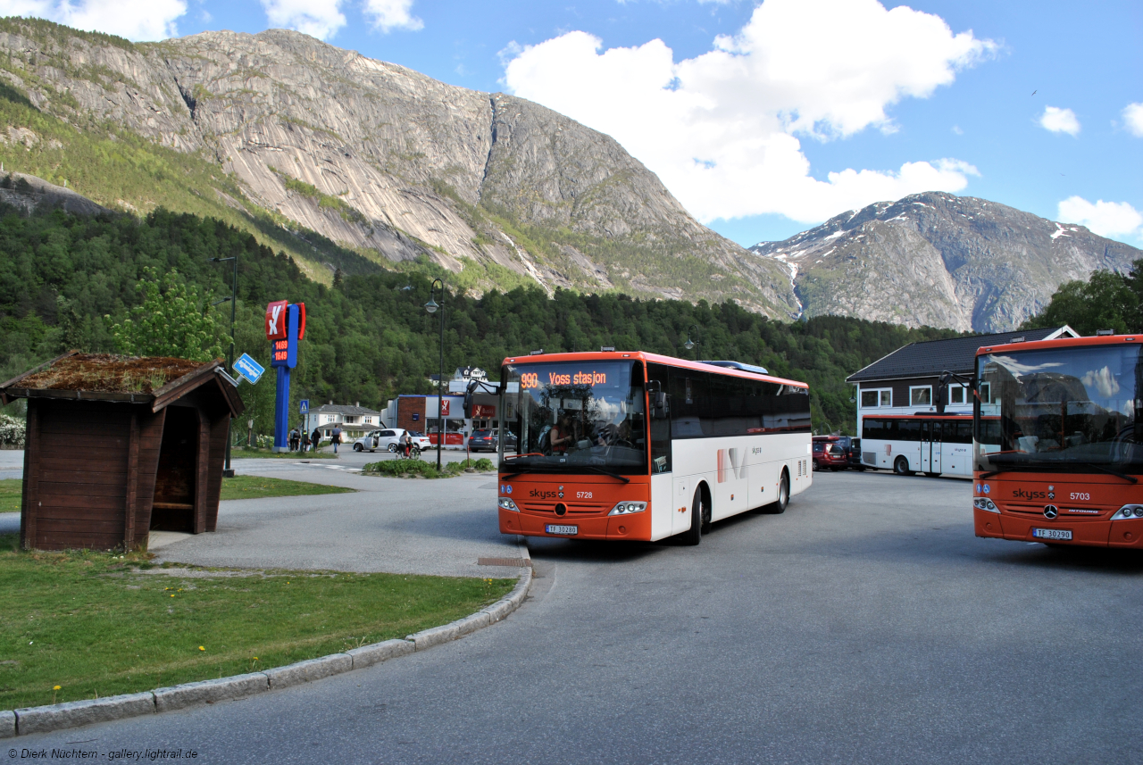 5728 (TF 30280) Eidfjord Sentrum