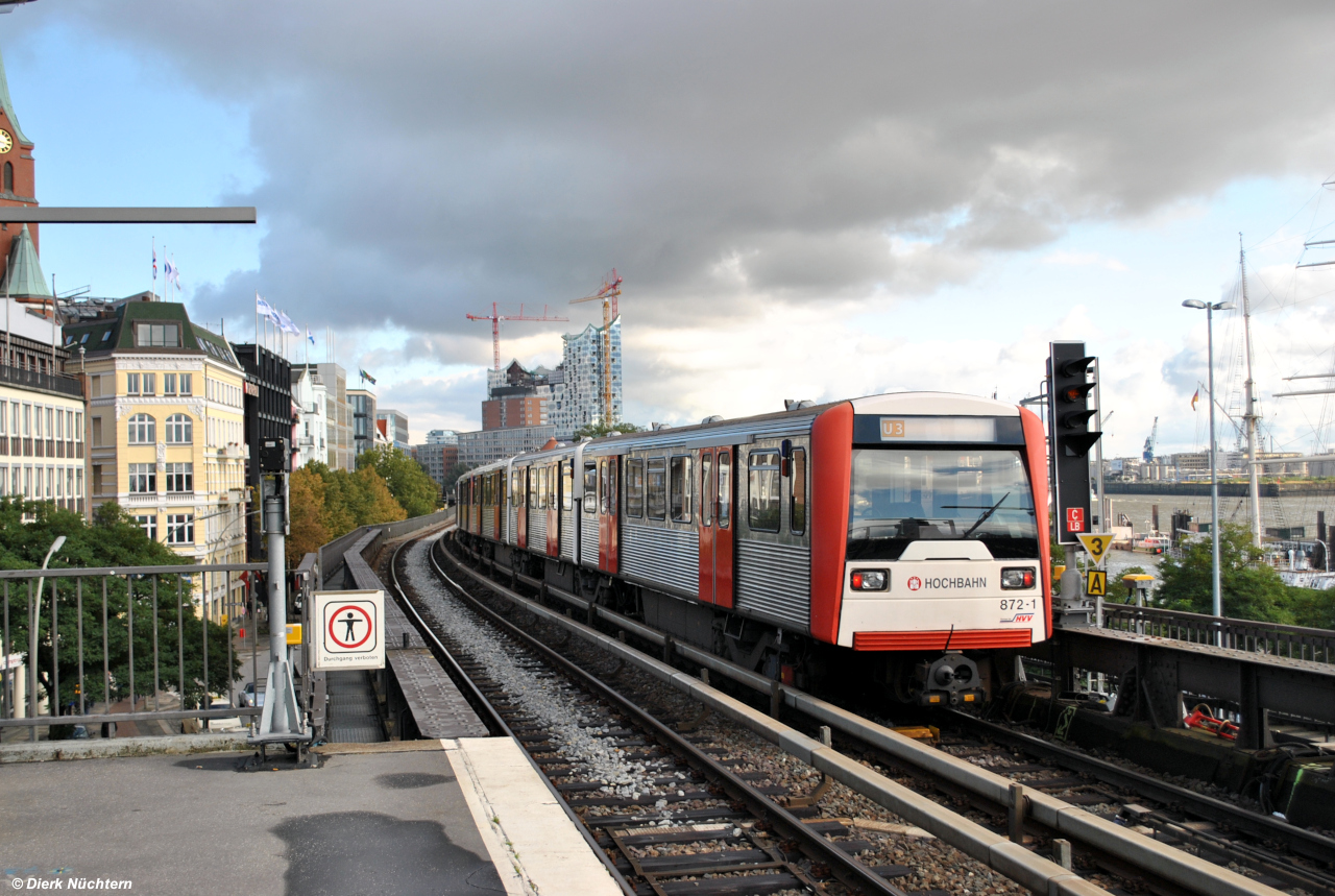 872 + 891 · Landungsbrücken