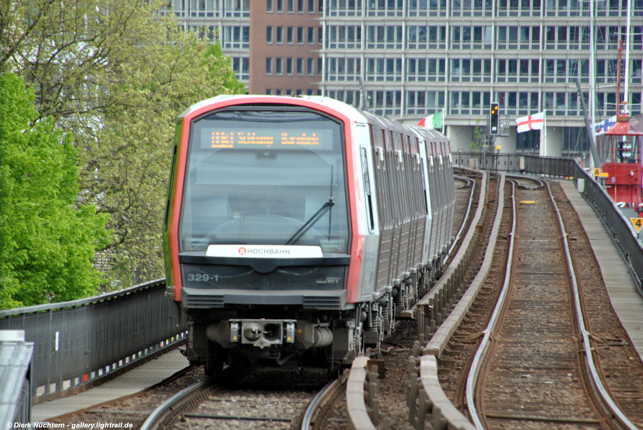 329 · [U] Landungsbrücken