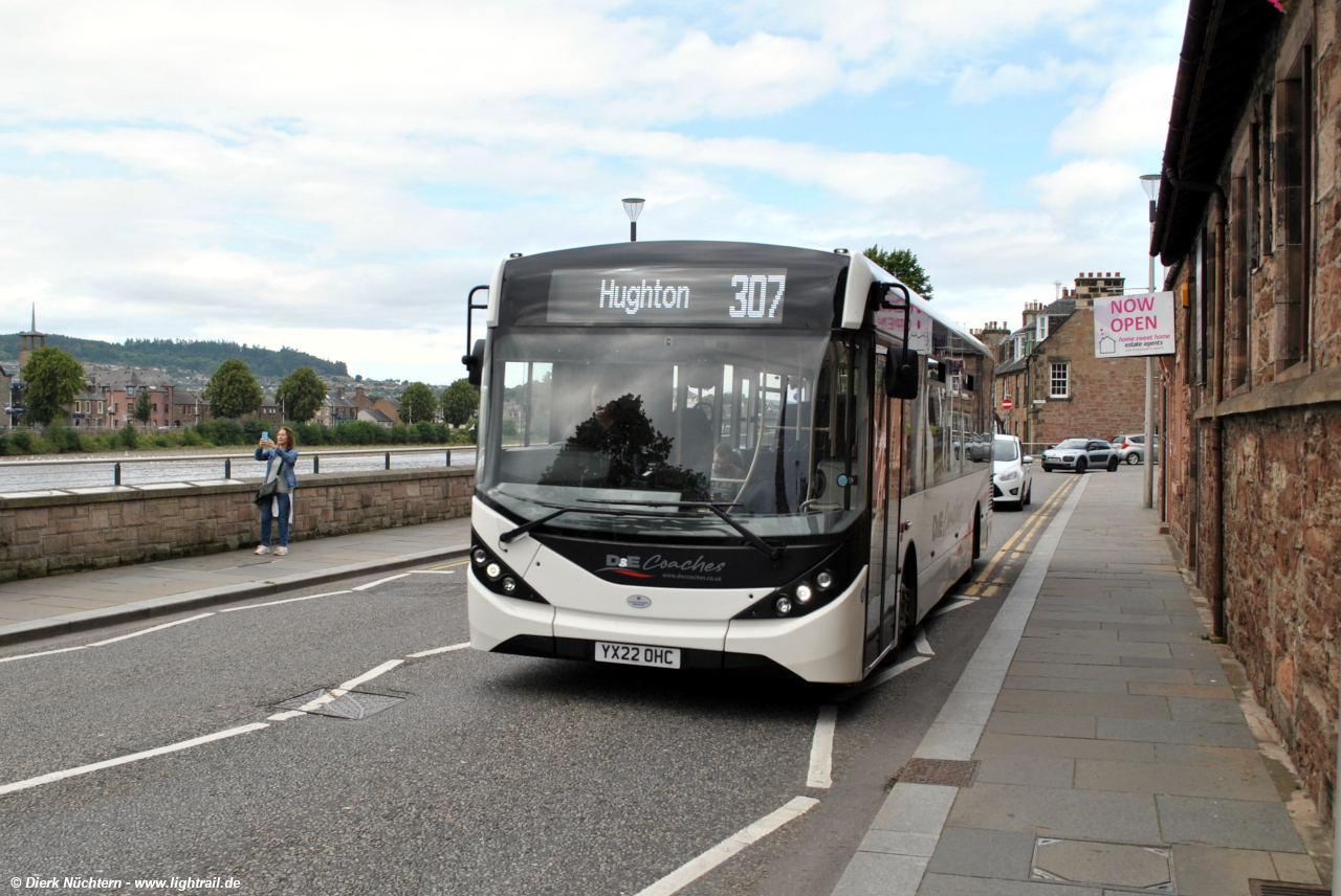 YX22 OHC · Bank St