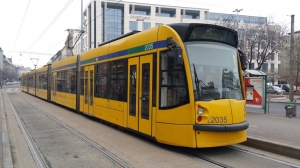 2035 Blaha Lujza tér