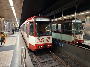 1013 · [U] König-Heinrich-Platz