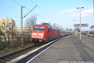 101 012-3 durchfährt den Hbf Lünen