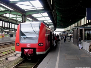 425 604-6 · Duisburg Hbf