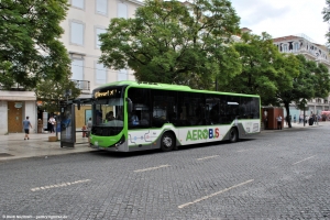 73 ST 82 · Praça Dom Pedro IV