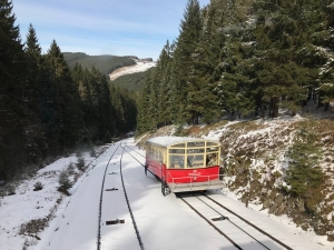 Personenwagen an der Ausweiche