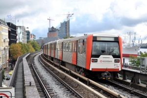 815 · Landungsbrücken