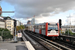 872 + 891 · Landungsbrücken