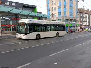 423 (K ZY 423) · Solingen, Graf-Wilhelm-Platz