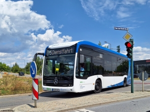 603 (R MO 603) · Franz-Josef-Strauß-Allee