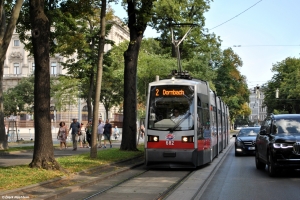 682 · Burgring -> Ring/Volkstheater