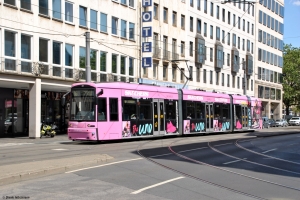 242 · Platz der Republik