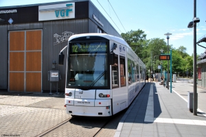 272 · Schwanheim, Rheinlandstraße